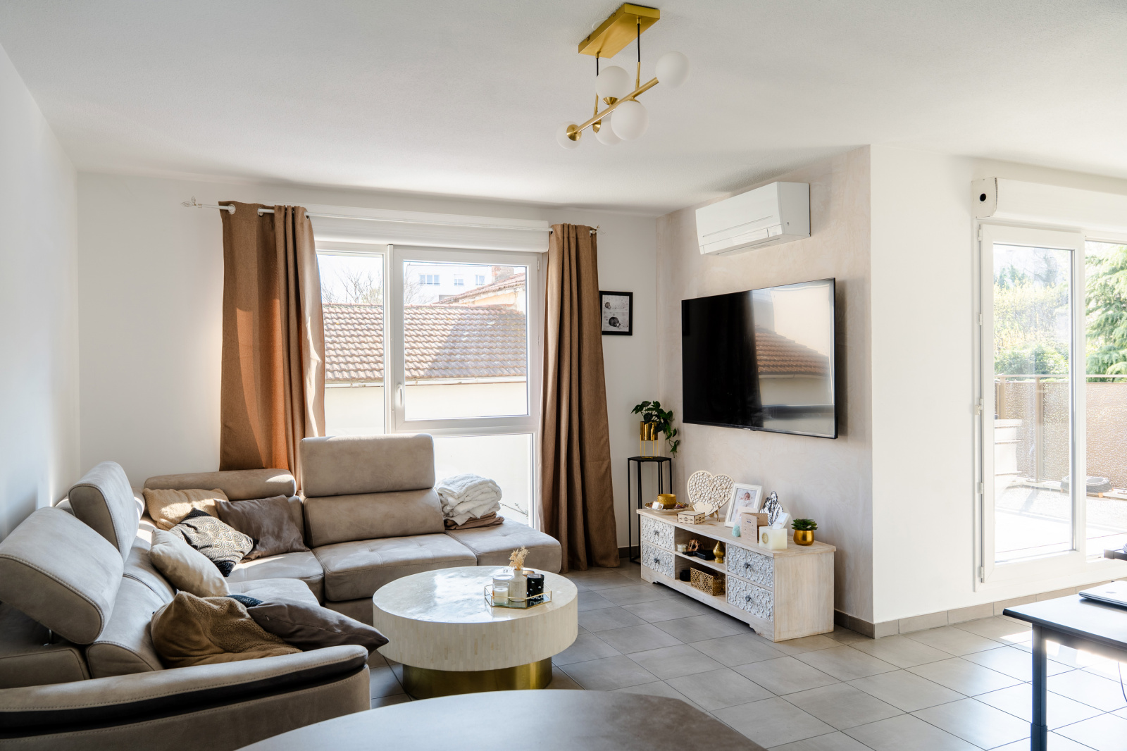 Image_2, Appartement, Vénissieux, ref :VAP10000244